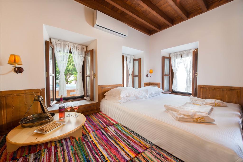 Villa Eftihia In Lindos Extérieur photo